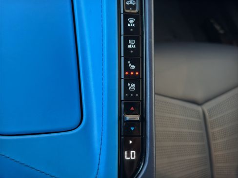 Used 2023 Chevrolet Corvette Stingray Premium Cpe w/ 3LT RWD image 33