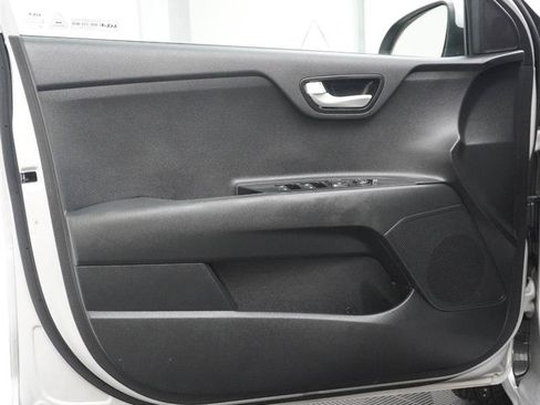 Used 2022 Kia Rio S FWD image 26