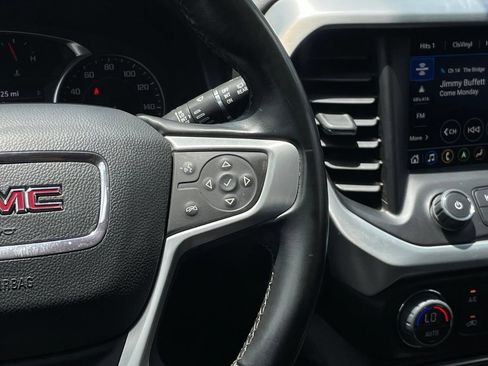 Used 2023 GMC Acadia SLT AWD/4WD image 14