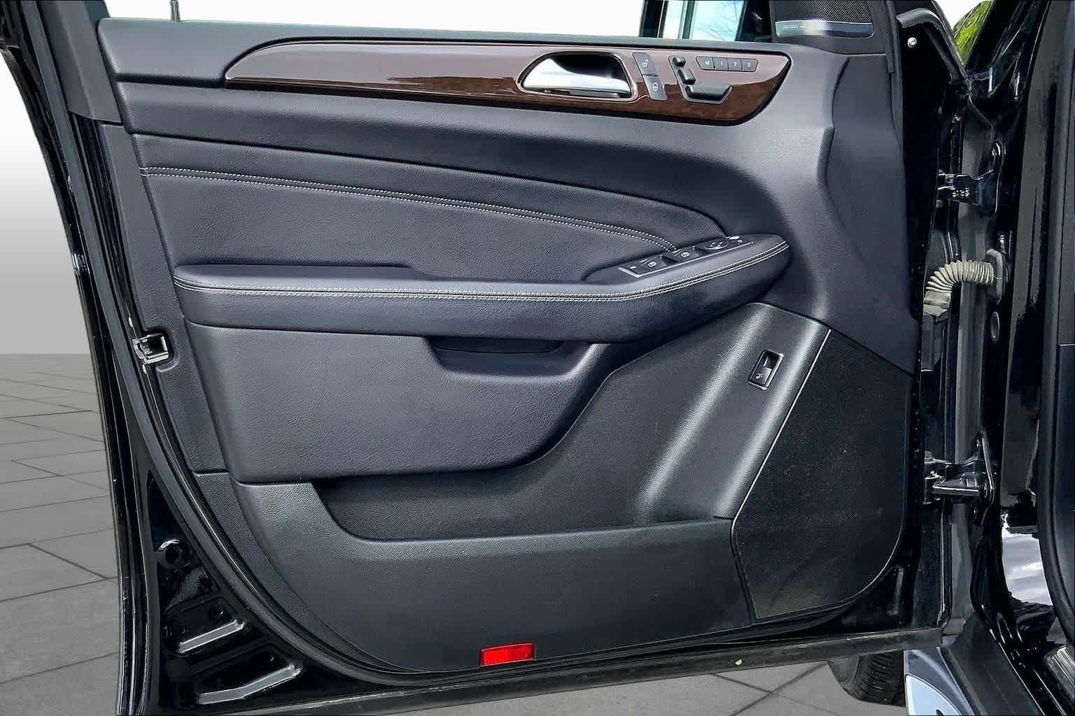 Used 2015 Mercedes-Benz ML 350 4MATIC image 22