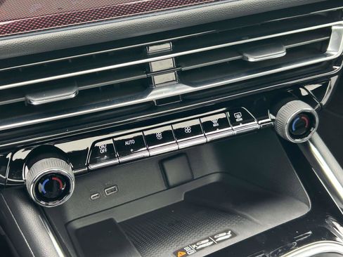 New 2026 Chevrolet Traverse Z71 w/ Enhanced Driving Package image 26