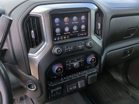 Used 2020 Chevrolet Silverado 1500 LT w/ Texas Edition image 21