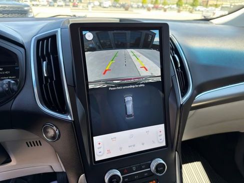 Used 2022 Ford Edge Titanium AWD/4WD image 21