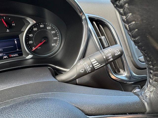 Used 2020 Chevrolet Equinox LT AWD/4WD image 30