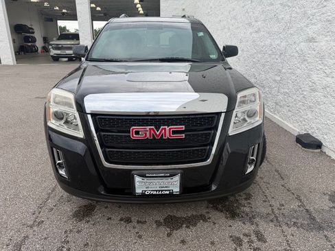Used 2015 GMC Terrain SLE w/ Convenience Package FWD image 2