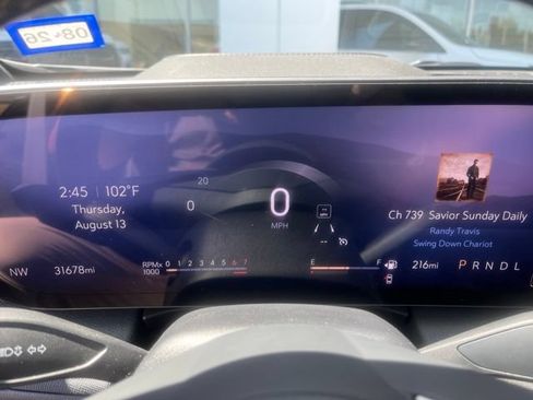 Used 2025 Buick Enclave Preferred w/ Power Package FWD image 10