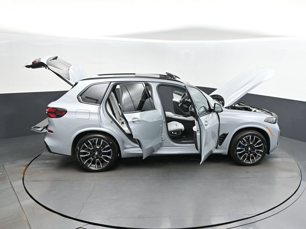 Used 2026 BMW X5 xDrive50e w/ M Sport Package AWD/4WD image 50