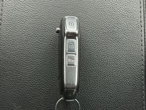 Used 2023 Kia Sportage LX image 21