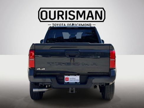 Certified 2026 Toyota Tacoma SR5 AWD/4WD image 21