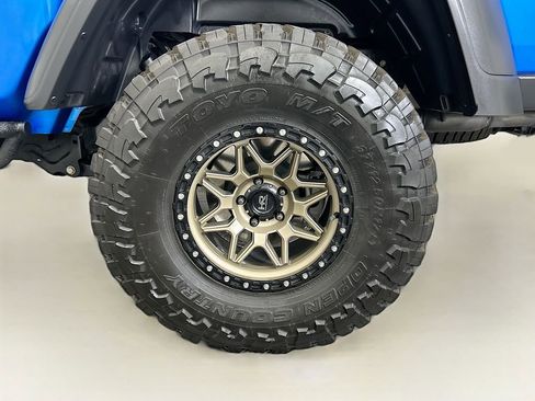Used 2023 Jeep Gladiator Mojave w/ LED Lighting Group image 28
