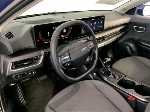 Certified 2025 Kia K4 FWD image 14