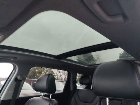 Used 2020 Hyundai Santa Fe SEL w/ Cargo Package image 18