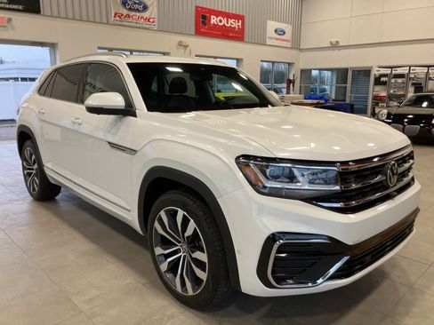 Used 2023 Volkswagen Atlas Cross Sport SEL Premium R-Line image 3