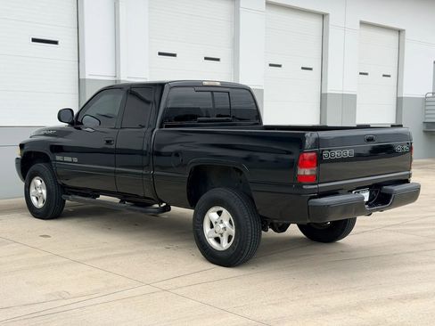 Used 2001 Dodge Ram 1500 Truck 4x4 Quad Cab image 3