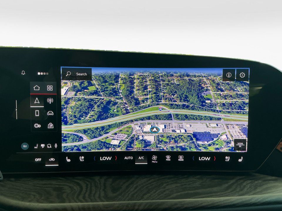 Certified 2025 Audi Q5 Premium w/ Premium Plus AWD/4WD image 21
