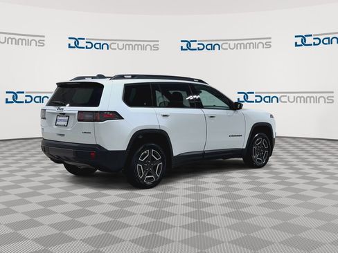 New 2026 Jeep Cherokee Laredo AWD/4WD image 9