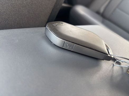 Used 2025 Kia K4 LXS image 23