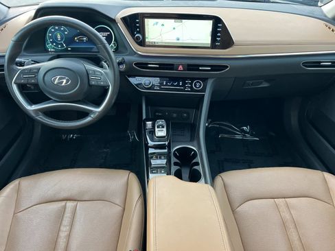 Used 2023 Hyundai Sonata Limited image 3