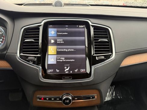 Used 2016 Volvo XC90 T6 Inscription w/ Vision Package image 14