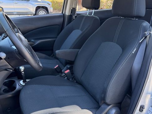 Used 2015 Nissan Versa Note FWD image 33