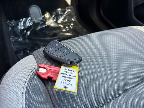 Used 2024 Honda Prologue EX image 26