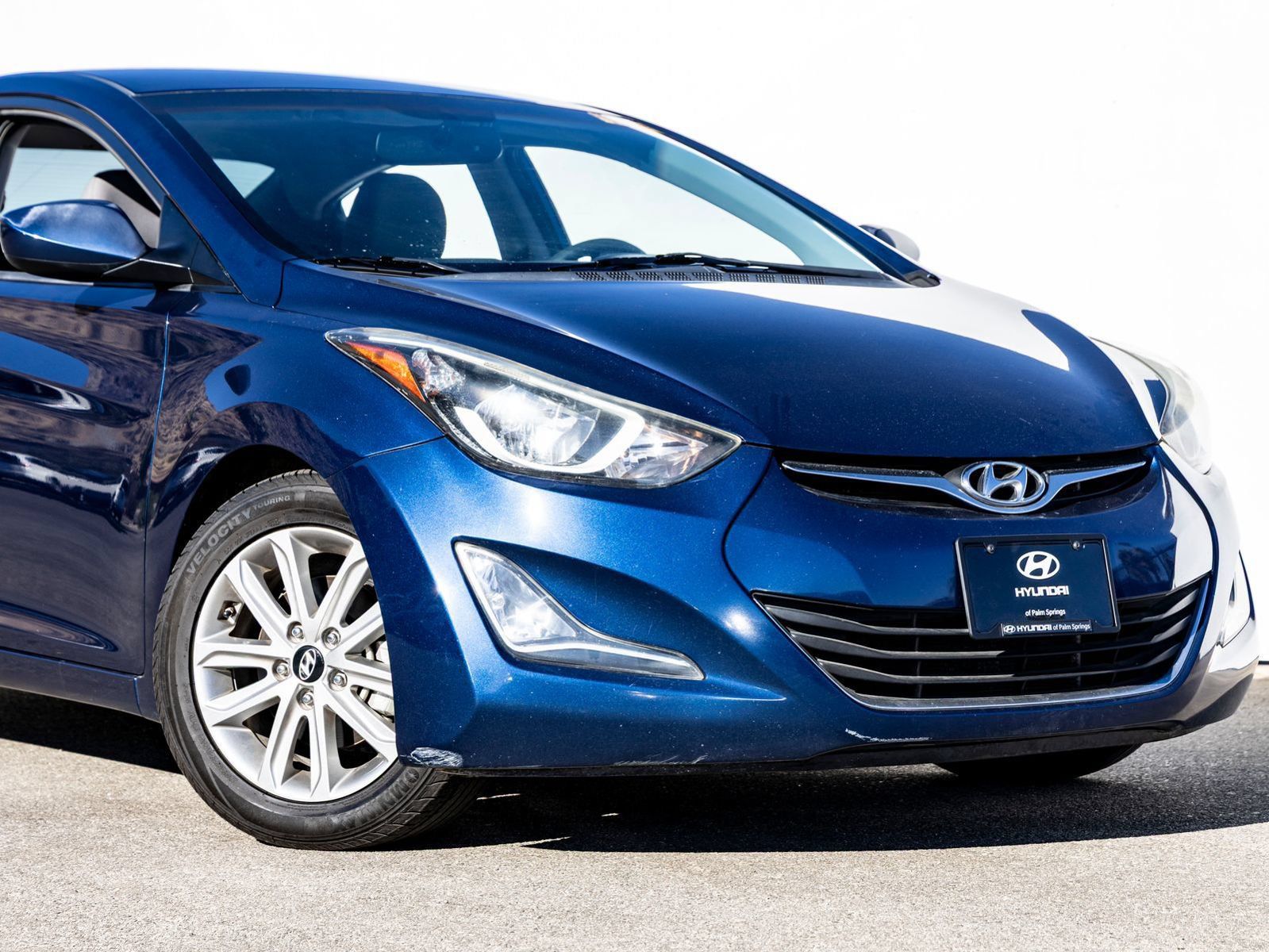 Used 2016 Hyundai Elantra SE w/ Option Group 02 FWD image 6