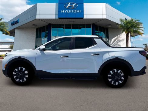 New 2026 Hyundai Santa Cruz SE FWD image 3