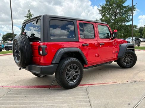 Used 2025 Jeep Wrangler Unlimited Sport AWD/4WD image 6