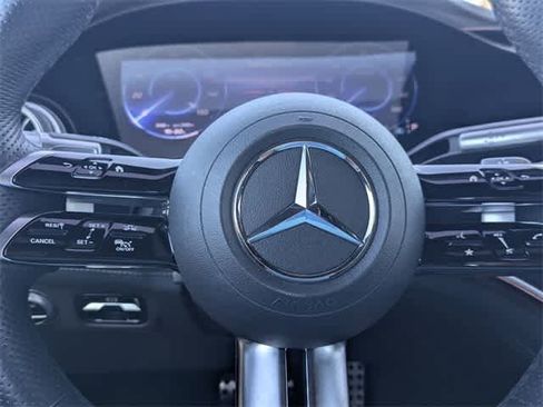 Used 2023 Mercedes-Benz EQS 580 4MATIC Sedan image 22