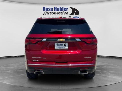 Used 2023 Chevrolet Traverse Premier AWD/4WD image 4