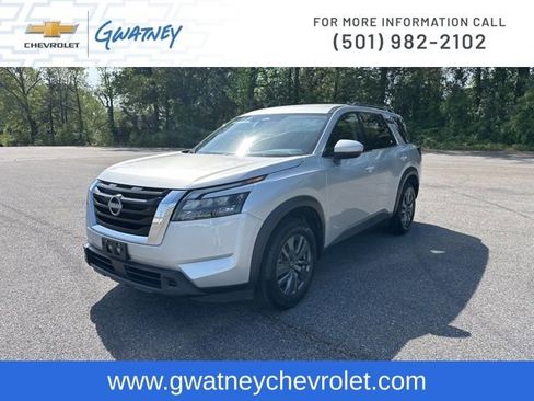 Used 2023 Nissan Pathfinder SV w/ Cargo Package image 1
