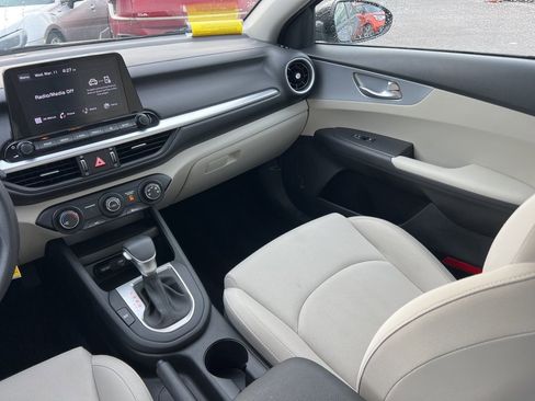 Certified 2023 Kia Forte LXS image 20