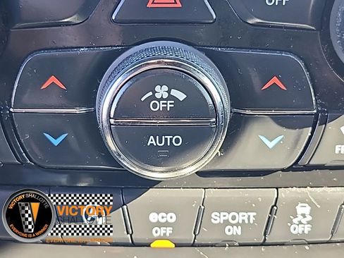 Certified 2022 Jeep Grand Cherokee Laredo X image 10