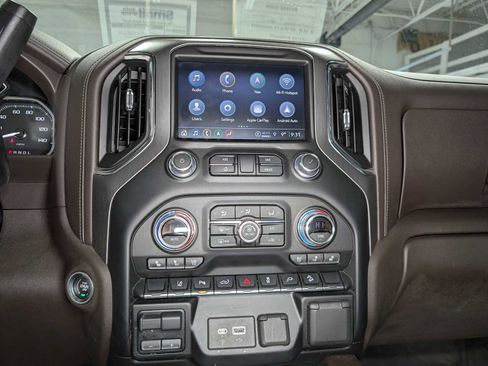 Certified 2021 GMC Sierra 2500 Denali w/ Denali Ultimate Package image 33
