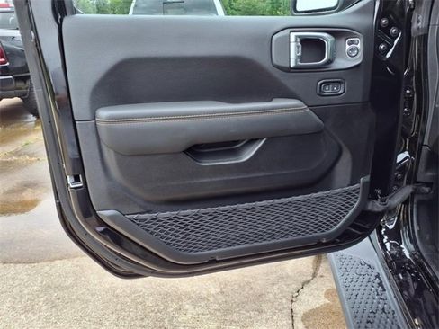 New 2025 Jeep Wrangler Sahara image 21