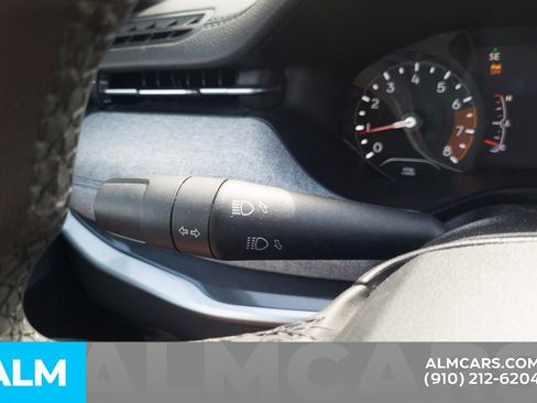 Used 2024 Jeep Compass Latitude image 17