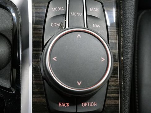 Used 2023 BMW 530i xDrive w/ Convenience Package AWD/4WD image 22