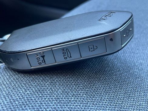 Used 2025 Kia K4 LXS image 28