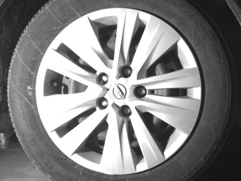Used 2025 Nissan Sentra S FWD image 13