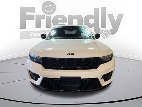 New 2025 Jeep Grand Cherokee Limited w/ Black Appearance Package AWD/4WD image 1