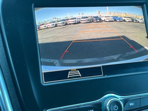 Used 2024 Chevrolet Equinox LS w/ LS Convenience Package AWD/4WD image 18