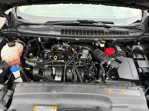 Used 2019 Ford Edge SE FWD image 26