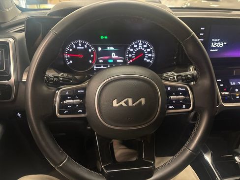 Used 2022 Kia Sorento SX AWD/4WD image 10