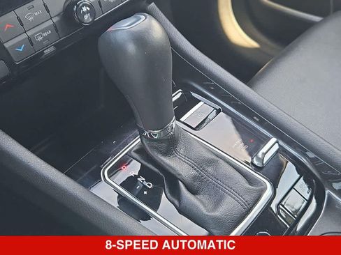 Used 2024 Jeep Compass Latitude AWD/4WD image 29