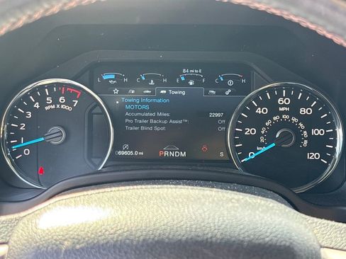 Used 2020 Ford F150 Platinum w/ Equipment Group 701A Luxury image 22