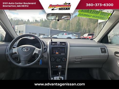 Used 2010 Toyota Corolla image 19