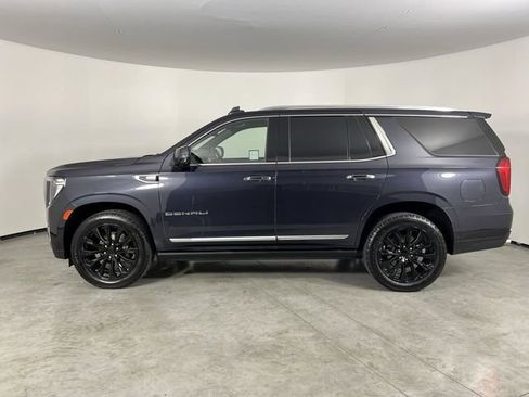Used 2023 GMC Yukon Denali AWD/4WD image 5