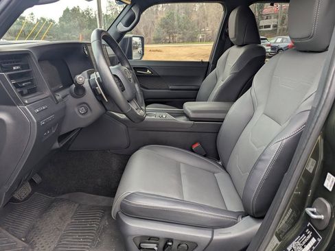 Used 2024 Lexus GX 550 550 Luxury w/ Accessory Package (Z1) image 20