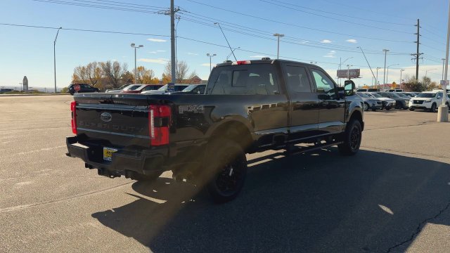 Used 2025 Ford F350 Lariat w/ Lariat Ultimate Package AWD/4WD image 8