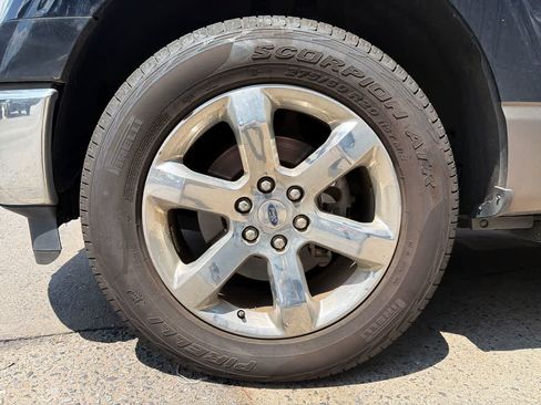Used 2021 Ford F150 Lariat w/ Equipment Group 502A High AWD/4WD image 4